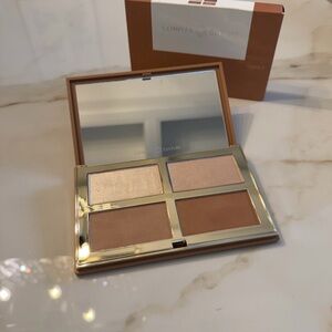 Complex Culture
Baked highlighted & Bronzer Quad